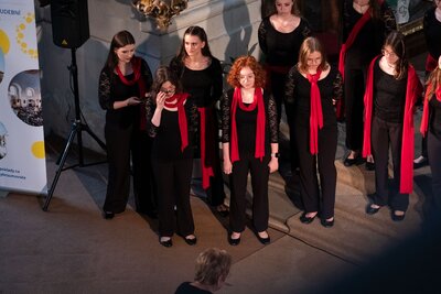 Dívčí komorní sbor Abbellimento