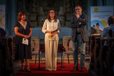 Umělecká ředitelka festivalu Tereza Kramplová, děkan Martin Lanži