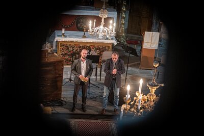 Za poklady Broumovska, výkonný ředitel festivalu Tomáš Mrština a děkan broumovské farnosti Martin Lanži