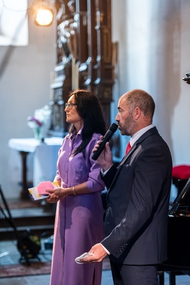 Ředitelka festivalu Tereza Kramplová a starosta Police nad Metují Jiří Beran. 