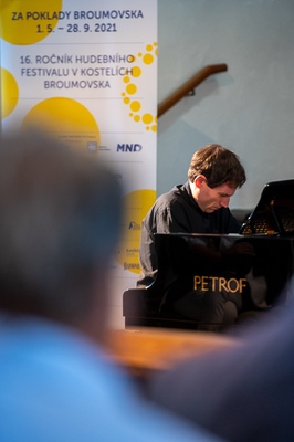 Boris Giltburg, festival Za poklady Broumovska. 