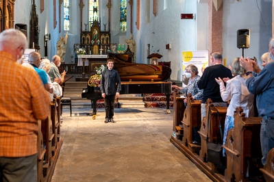 Boris Giltburg, festival Za poklady Broumovska. 