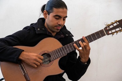 Koncert Alexandra Glize v klášterní kavárně