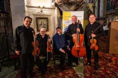 Moyzesovo kvarteto a Zuzana Rzounková