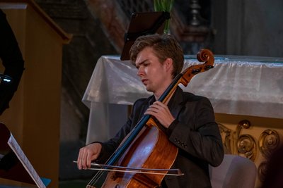 Violoncellista David Pěruška