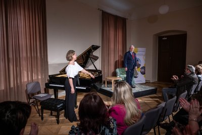 Terezie Fialová, Petr Štěpánek