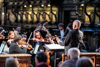 za-poklady-broumovska-jihoceska-filharmonie-foto-martin-maslo-20.jpg