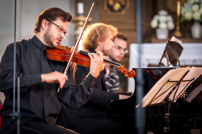 2015 | Dvořákovo trio, Jan Fišer, Ivo Kahánek, Tomáš Jamník