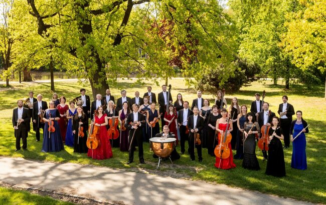 Jihočeská filharmonie, Vojtěch Spurný, Zuzana Rzounková