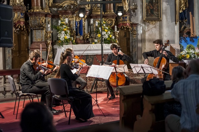 2016 | Jan Fišer, Philip Graham, Stipendisté Akademie komorní hudby, Stipendisté nadace Villa Musica